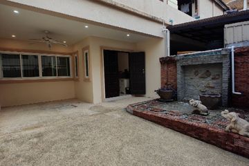 3 Bedroom Townhouse for sale in Nong Prue, Chonburi