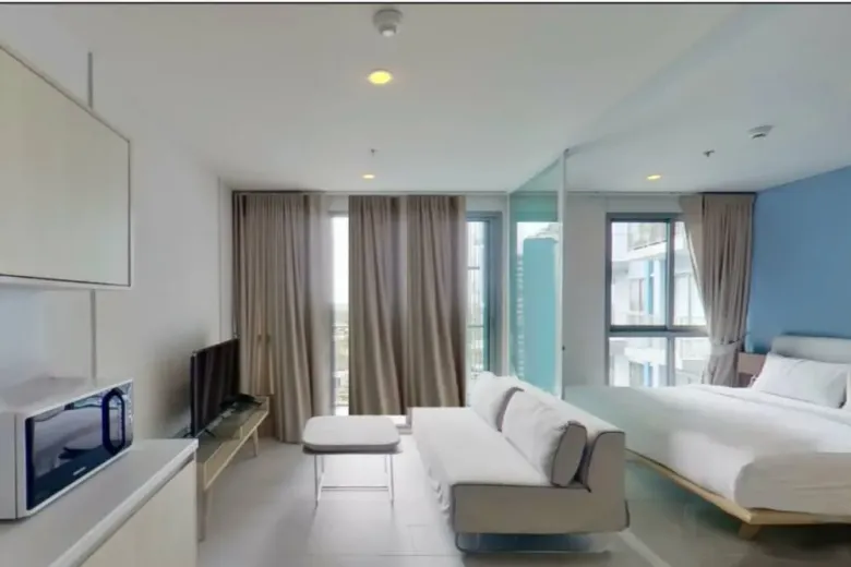 1 Bedroom Condo
