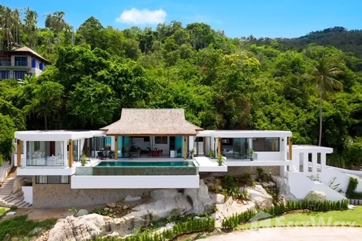 4 Bedroom Villa