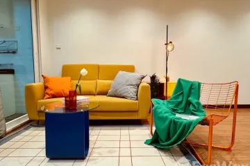 2 Bedroom Condo for sale in Chan Kasem, Bangkok near MRT Lat Phrao