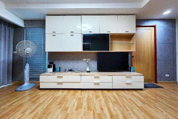 1 Bedroom Condo for sale in Phaya Thai, Bangkok near BTS Saphan Kwai