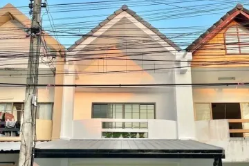 2 Bedroom Townhouse for sale in Pa Daet, Chiang Mai