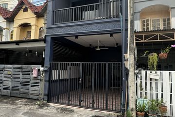 2 Bedroom Townhouse for rent in Na Kluea, Chonburi