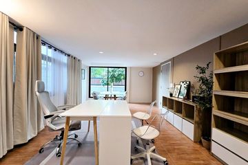 3 Bedroom Office for Sale or Rent in Khlong Chan, Bangkok