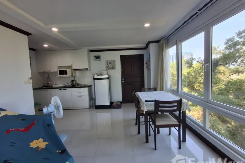 1 Bedroom Condo