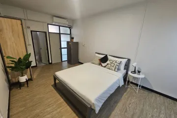 Apartment for rent in Thung Sukhla, Chonburi