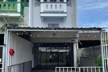 3 Bedroom Townhouse for sale in Nong Hoi, Chiang Mai