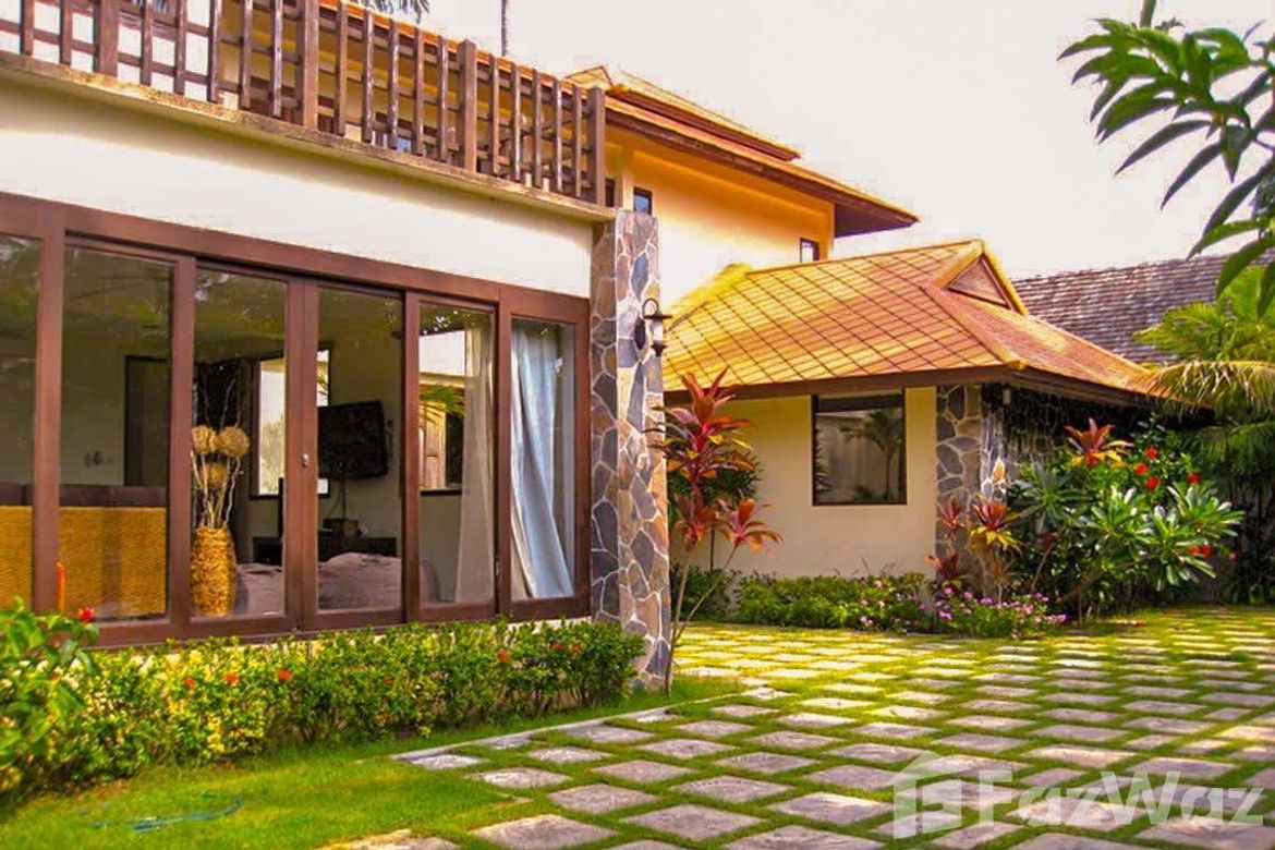 4 Bedroom Villa