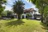 5 Bedroom House for sale in Tha Raeng, Bangkok near MRT Ram Inthra Km.6