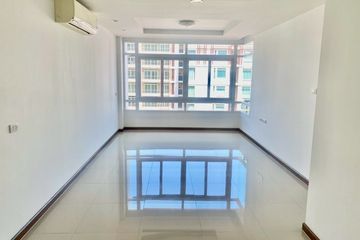 1 Bedroom Condo for sale in Suthep, Chiang Mai