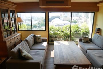 1 Bedroom Condo for sale in Saranjai Mansion, Khlong Toei, Bangkok near BTS Nana