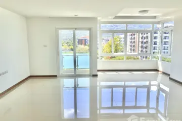 2 Bedroom Condo for sale in Suthep, Chiang Mai