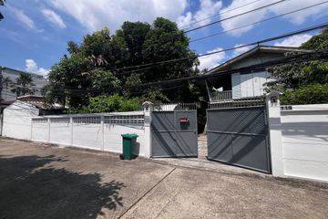 Land for sale in Khlong Tan Nuea, Bangkok