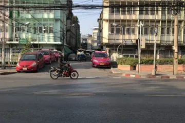 5 Bedroom Townhouse for sale in Somdet Chao Phraya, Bangkok near BTS Prajadhipok