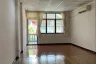 2 Bedroom Townhouse for sale in Hua Mak, Bangkok near MRT Lam Sali