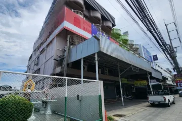 8 Bedroom Commercial for sale in Bang Mueang, Samut Prakan