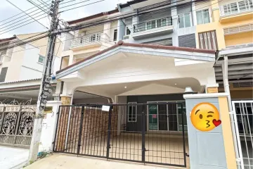 4 Bedroom House for Sale or Rent in Thepharak, Samut Prakan near MRT Si Thepha