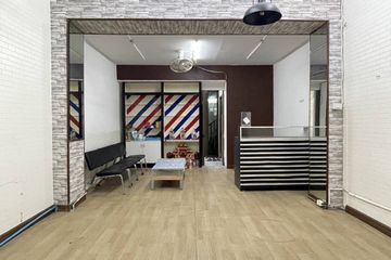 4 Bedroom Townhouse for sale in Chang Phueak, Chiang Mai