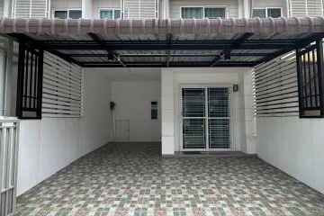 3 Bedroom Townhouse for rent in San Klang, Chiang Mai