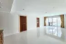 3 Bedroom Condo for sale in Cha am, Phetchaburi