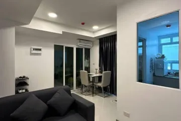 1 Bedroom Condo for rent in Nong Pa Khrang, Chiang Mai