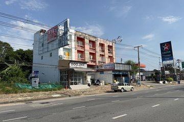 4 Bedroom Townhouse for sale in Nong Prue, Chonburi