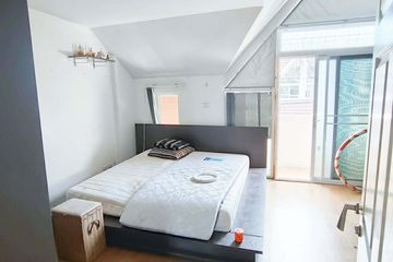 3 Bedroom Townhouse for sale in Khlong Chaokhun Sing, Bangkok