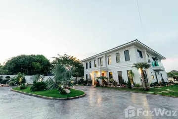5 Bedroom Villa for Sale or Rent in Nong Kae, Prachuap Khiri Khan