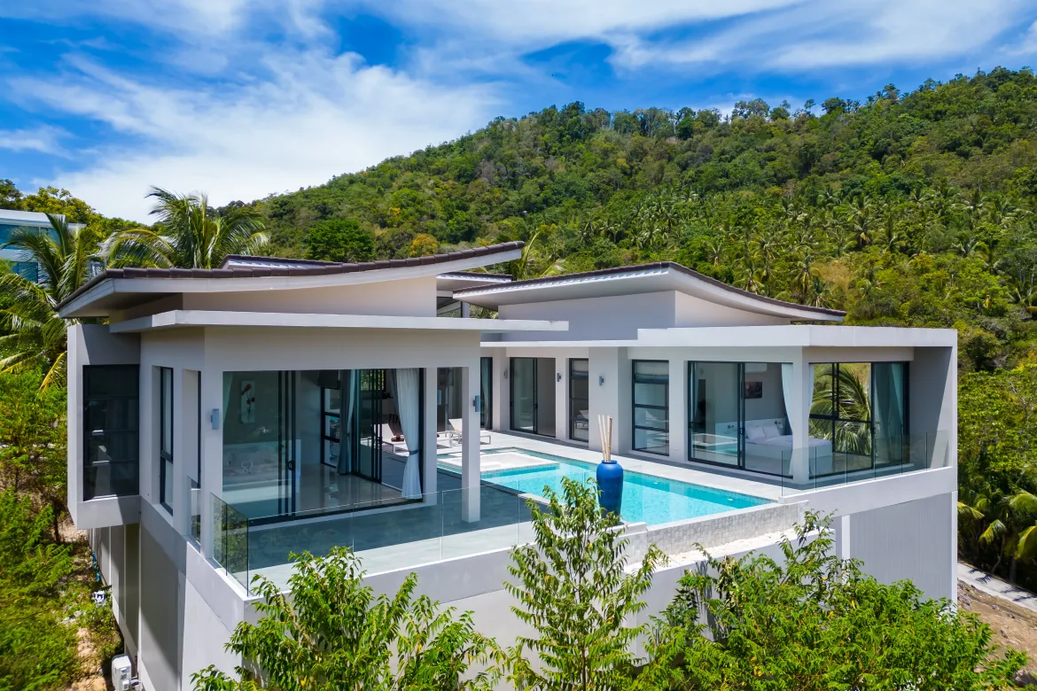 4 Bedroom Villa
