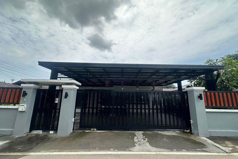 6 Bedroom Villa For Rent
