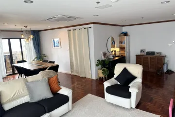 3 Bedroom Condo for sale in Khlong Tan Nuea, Bangkok near BTS Thong Lo