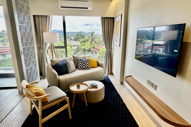 1 Bedroom Condo For Rent