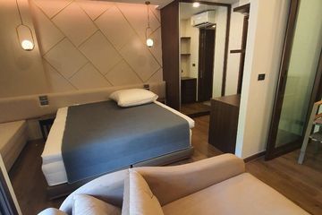 1 Bedroom Condo for sale in Karon, Phuket