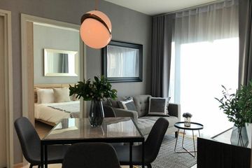 2 Bedroom Condo for sale in Huai Khwang, Bangkok near MRT Thailand Cultural Centre