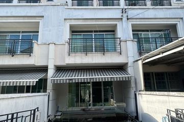 3 Bedroom Townhouse for sale in Saphan Sung, Bangkok near Airport Rail Link Ban Thap Chang