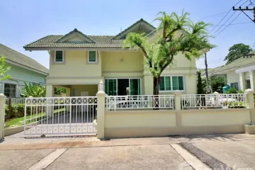 3 Bedroom House for rent in Na Kluea, Chonburi
