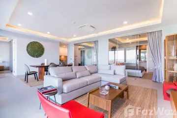 3 Bedroom Condo for sale in Choeng Thale, Phuket