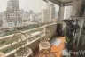 3 Bedroom Condo for sale in Khlong Tan Nuea, Bangkok
