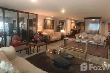 3 Bedroom Condo for sale in Khlong Tan Nuea, Bangkok