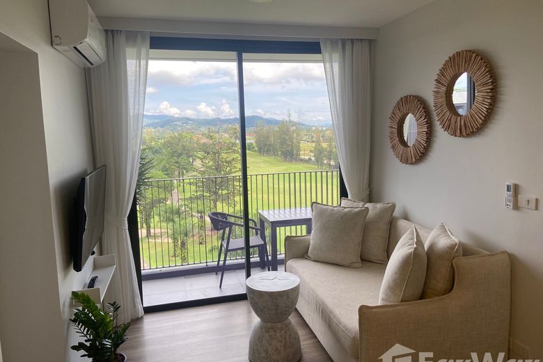 2 Bedroom Condo For Rent