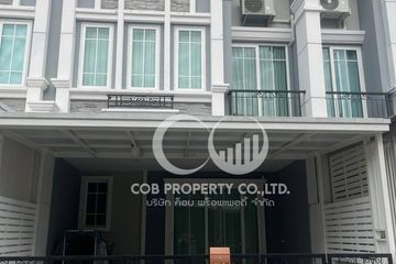 4 Bedroom Townhouse for sale in Samrong Nuea, Samut Prakan near MRT Thipphawan