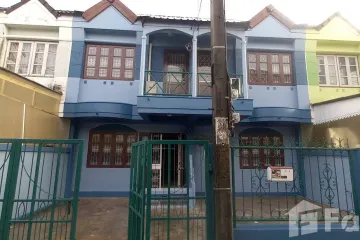 4 Bedroom Townhouse for rent in Talat Khwan, Nonthaburi