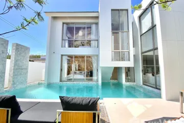 3 Bedroom Villa for sale in Si Sunthon, Phuket
