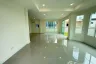3 Bedroom House for sale in Bang Krang, Nonthaburi
