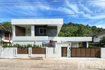 4 Bedroom Villa for sale in Kathu, Phuket