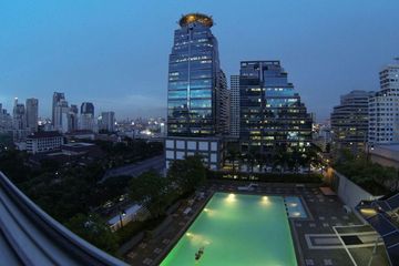 2 Bedroom Condo for sale in Khlong Toei Nuea, Bangkok near MRT Phetchaburi