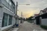 3 Bedroom House for sale in Krathum Lom, Nakhon Pathom