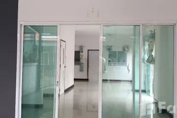 3 Bedroom Townhouse for rent in Nong Hong, Chonburi