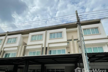 3 Bedroom Townhouse for sale in Bang Chak, Bangkok