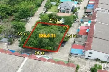 Land for sale in Khlong Maduea, Samut Sakhon